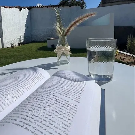 ゲストハウス Munay Famalicão